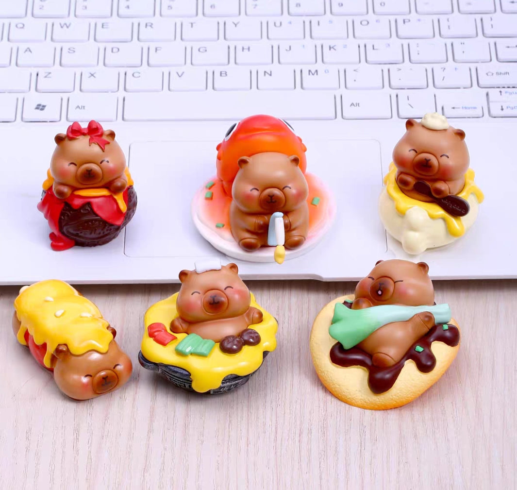 Capybara Figures 8 Blind Box