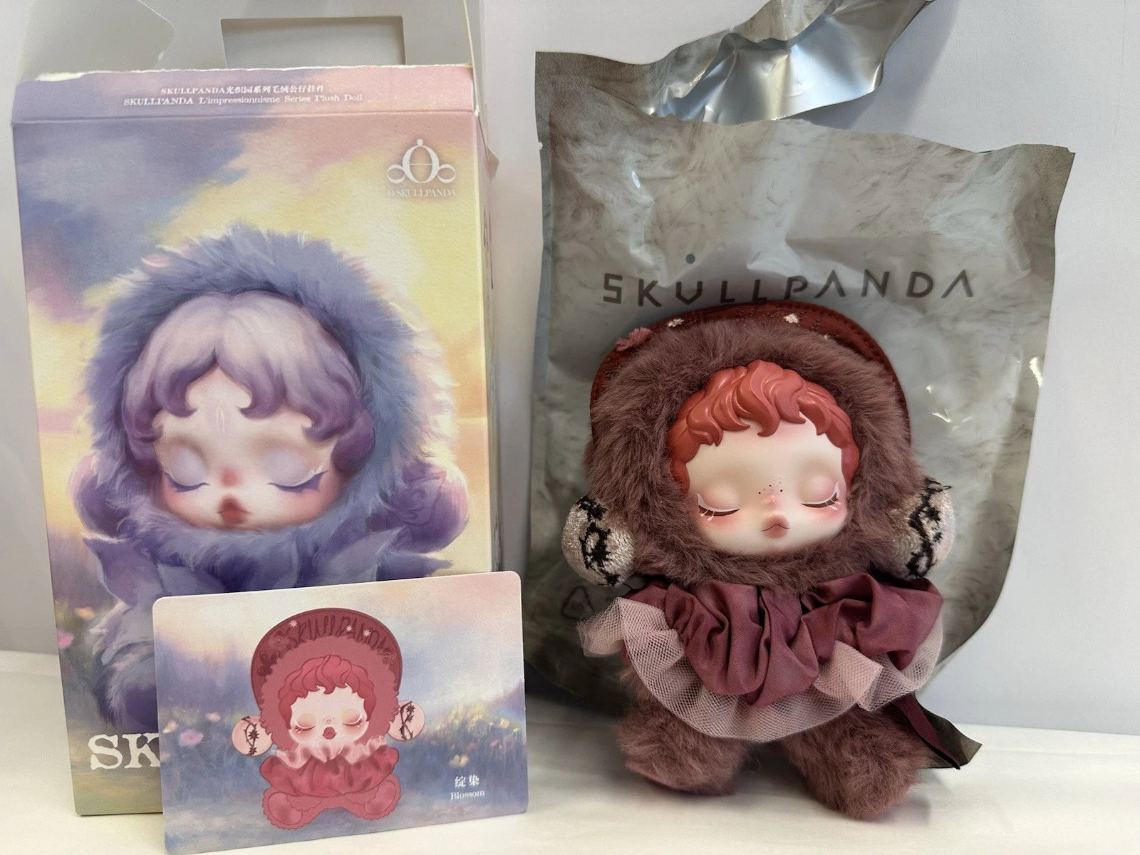 θSKULLPANDA L'impressionnisme Series Plush Doll