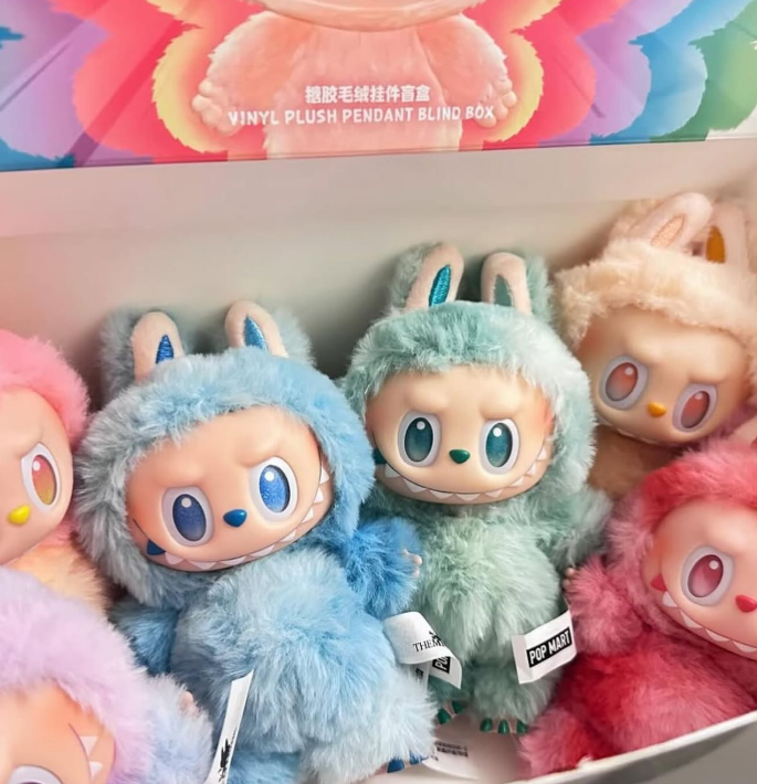 Labubu V3 Big Into Energy Blind Box Original Geöffnet
