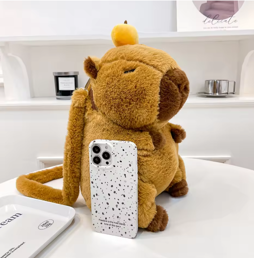 Plüsch-Rucksack Capybara - Schweiz Trend Shop